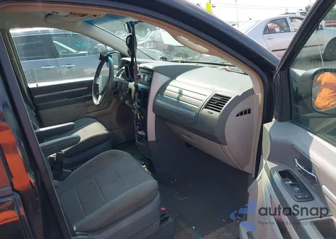 2008 Dodge Grand Caravan Sxt z USA, uszkodzony, nr VIN 1D8HN54P48B169982